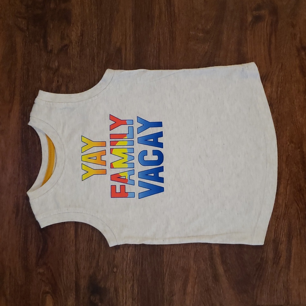 Sleeveless T-Shirt Lot 4T